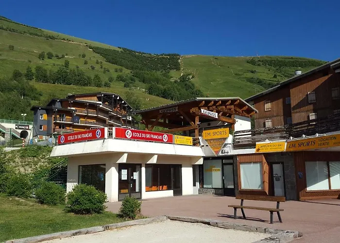 Meije 3 Апартаменты *